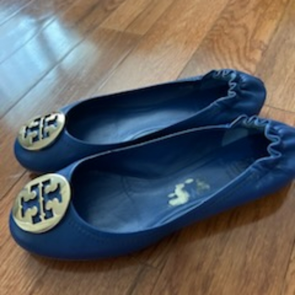Navy blue tory burch flats great condition size 7.5